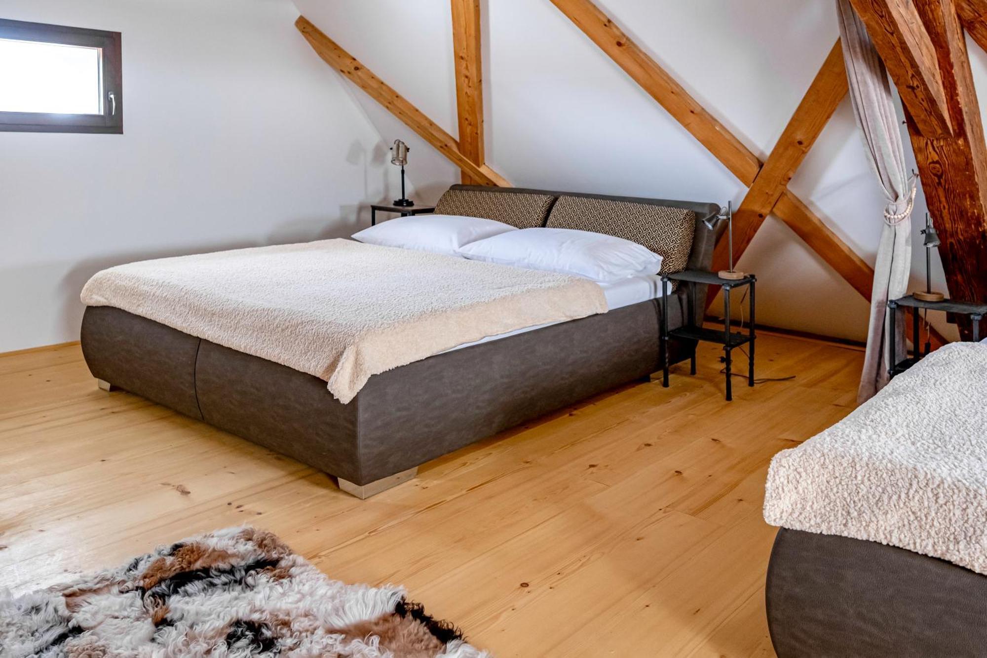 Knize Ferdinand Apartments Микулов Экстерьер фото